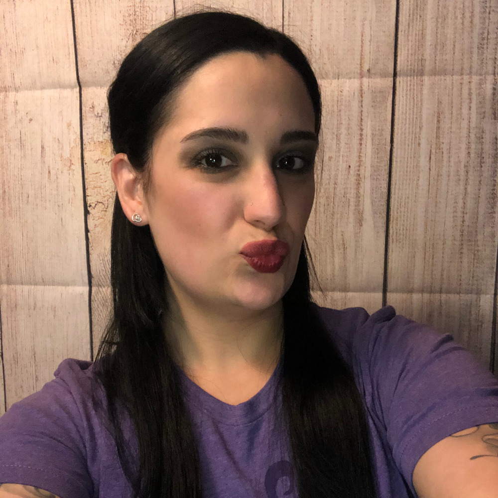 Meet your Posher, Stephanie